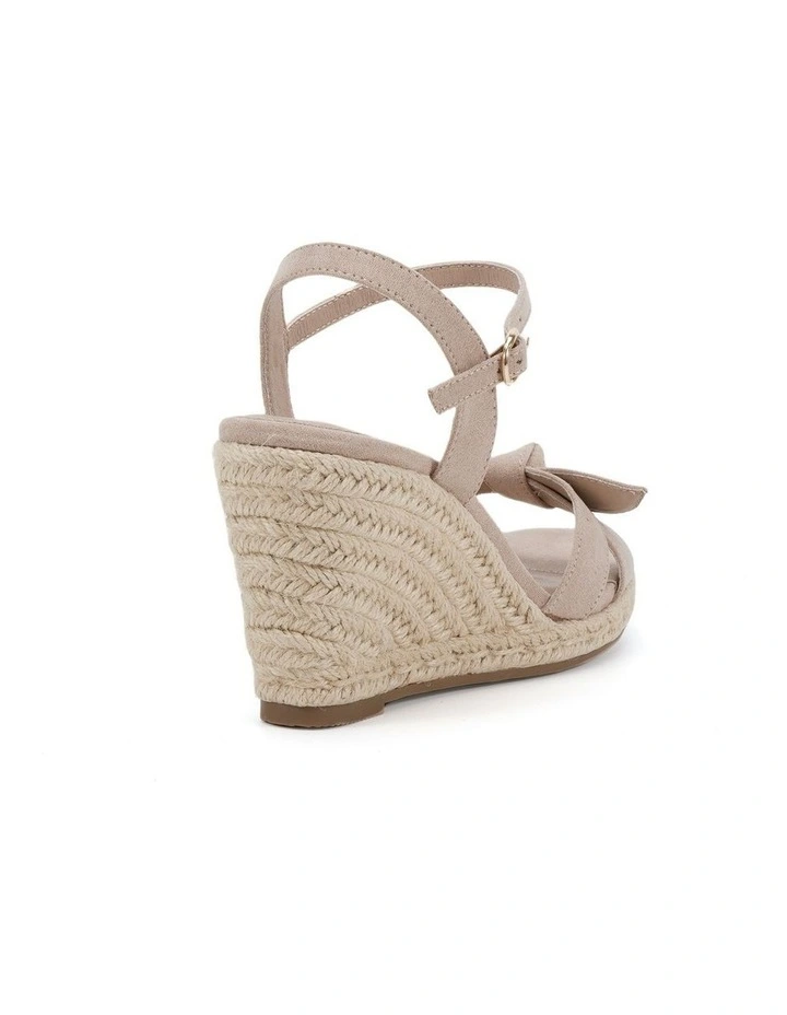 Wilmore Wedges Sandal in Nude Suede image 3
