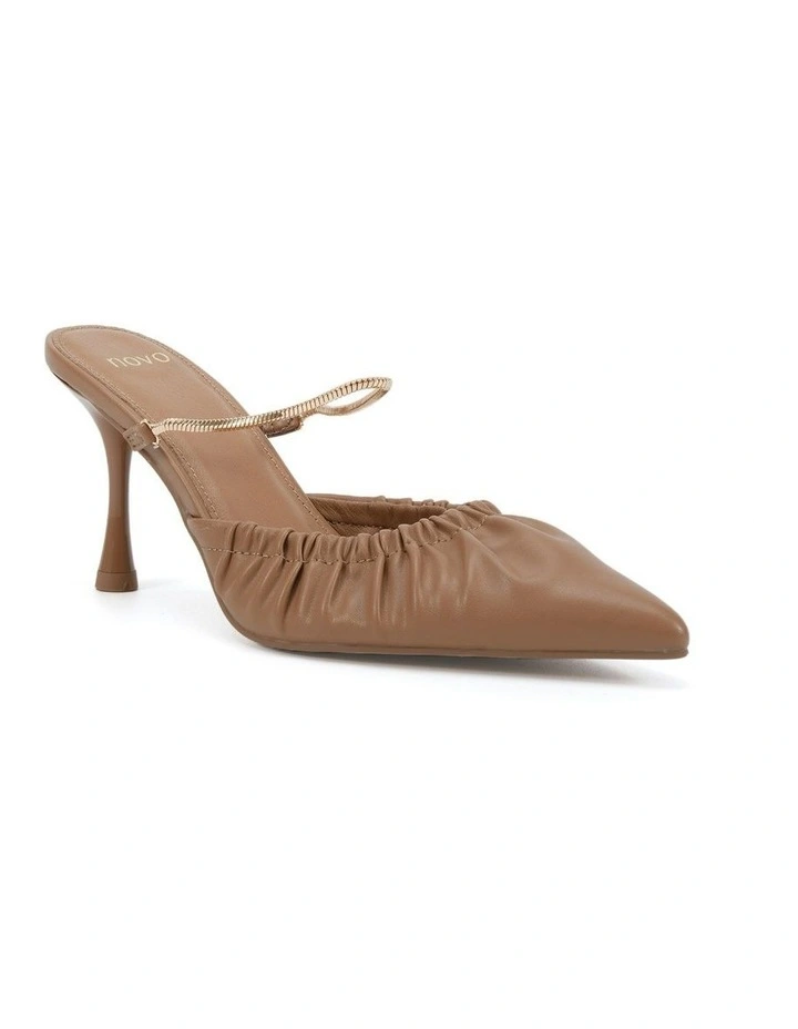 Itzal Court Heels Shoe in Brown Sugar image 2