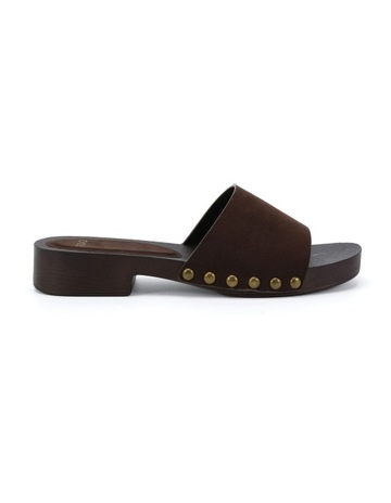 Brown colour
