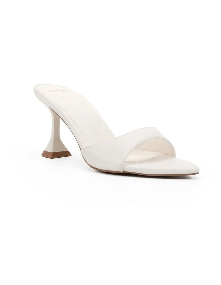 Ziv Heel in White image 2