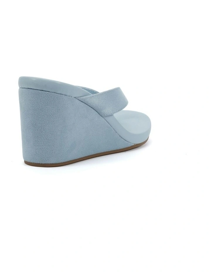 Baci Thong Wedges in Blue image 4