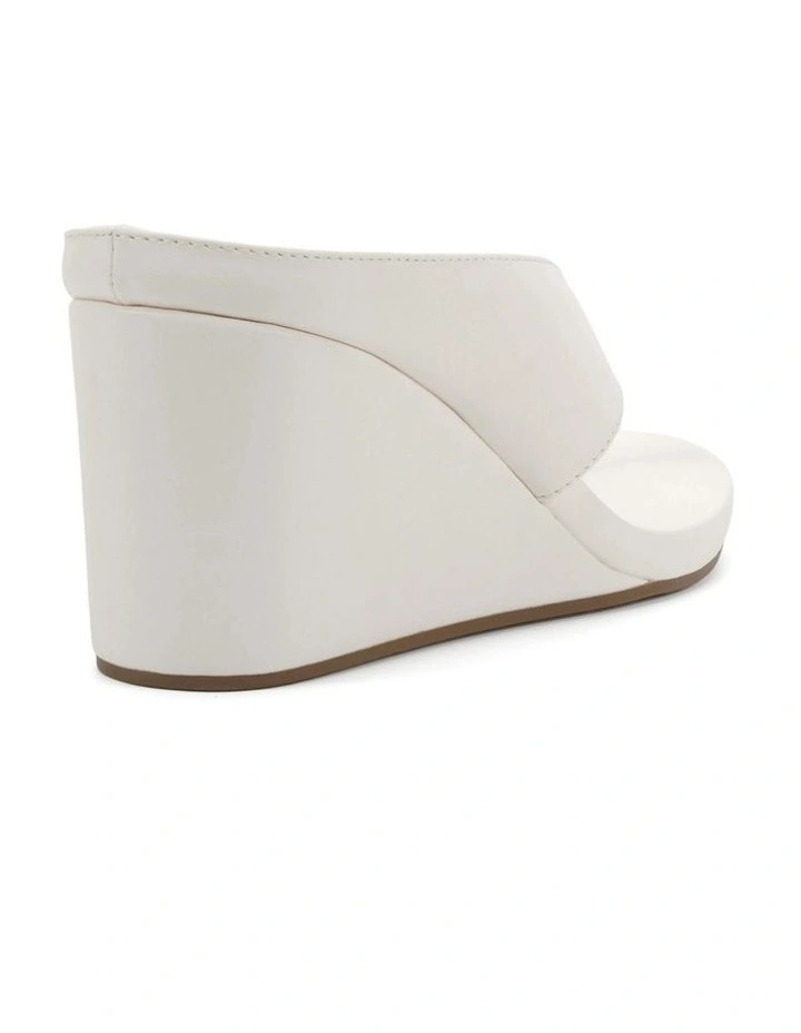 Yoasobi Wedge Sandals in White image 3