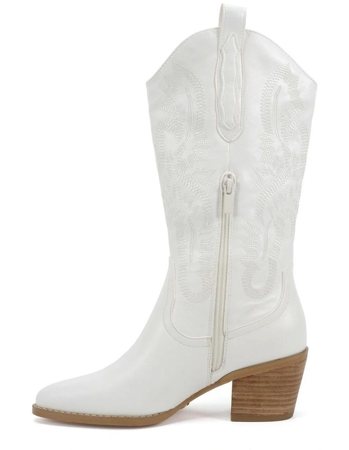Hallow Cowboy Boots In White image 6