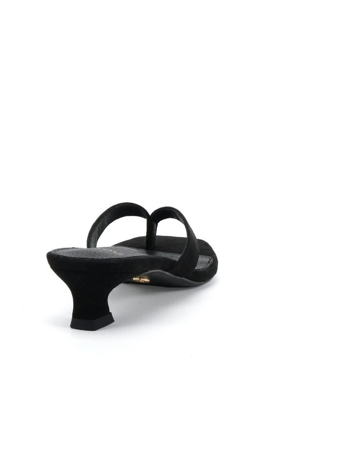 Zephrin Suede in Black image 3