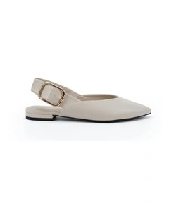 Caritas Flats in Beige