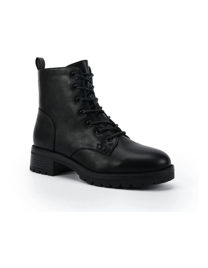 Darrell Heeled Boots in Black image 2