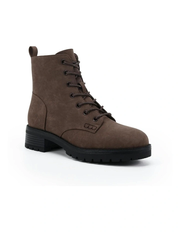 Darrell Heeled Boots in Espresso Nubuck image 2