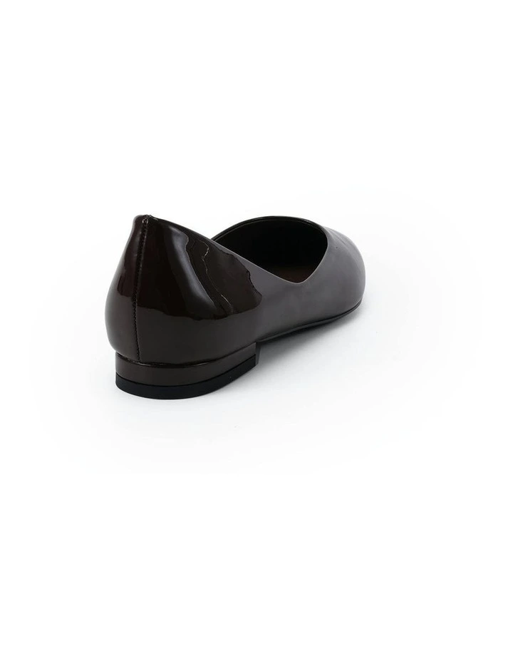 Clever Ballet Flat in Espresso Patent image 3
