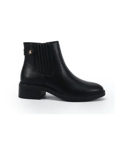 Darcel Ankle Boots in Black
