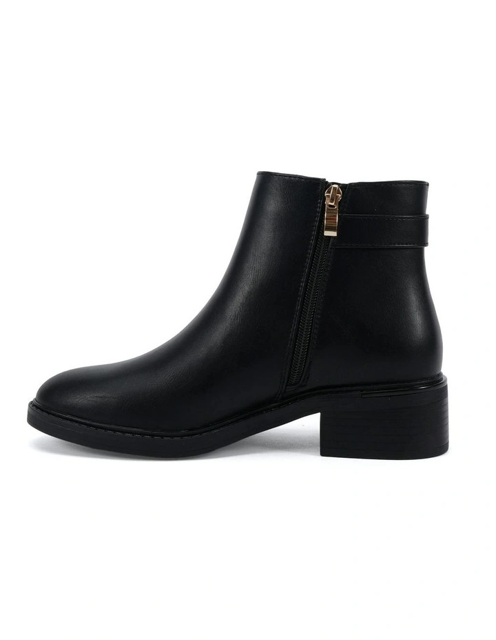 Darcel Ankle Boots in Black image 6