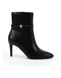 Dayna Ankle Boots in Black