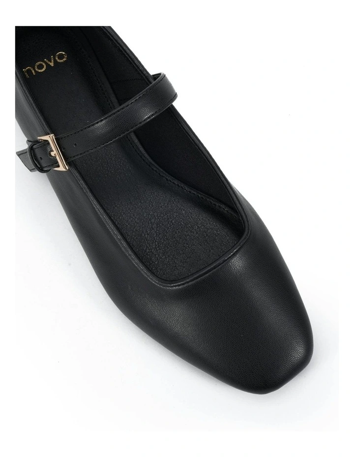Calmly Ballet Flats in Black image 4