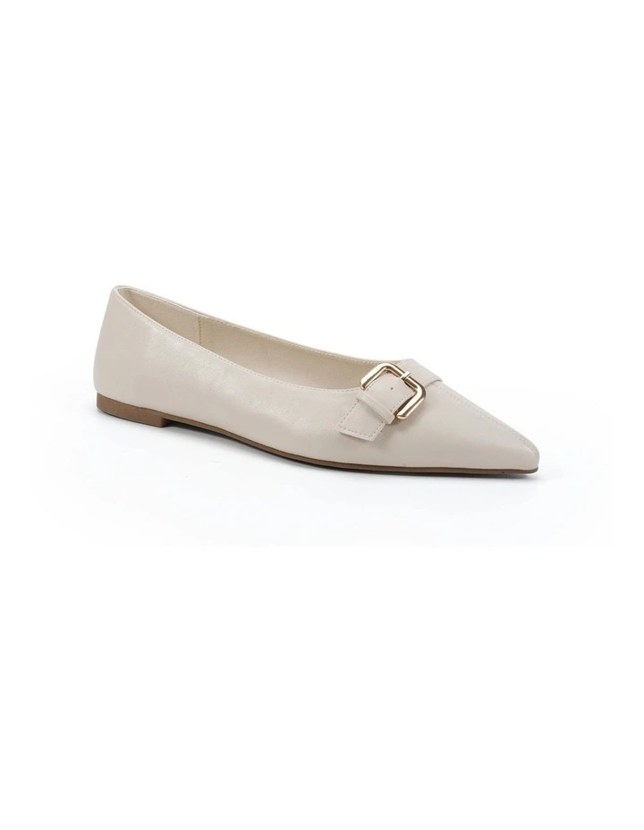 Catty Ballet Flats in Cream image 2