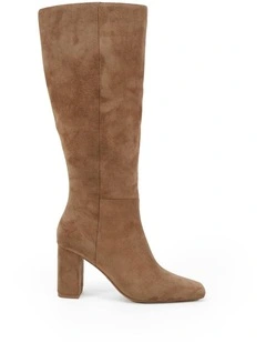 Kaiser Boots in Biscoff Suede