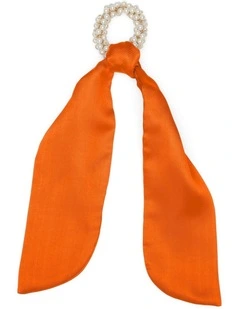 Faye Scrunchie in Orange