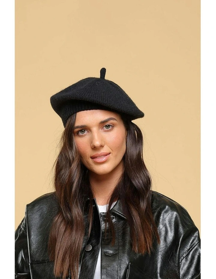 Stevie Beret in Black image 2