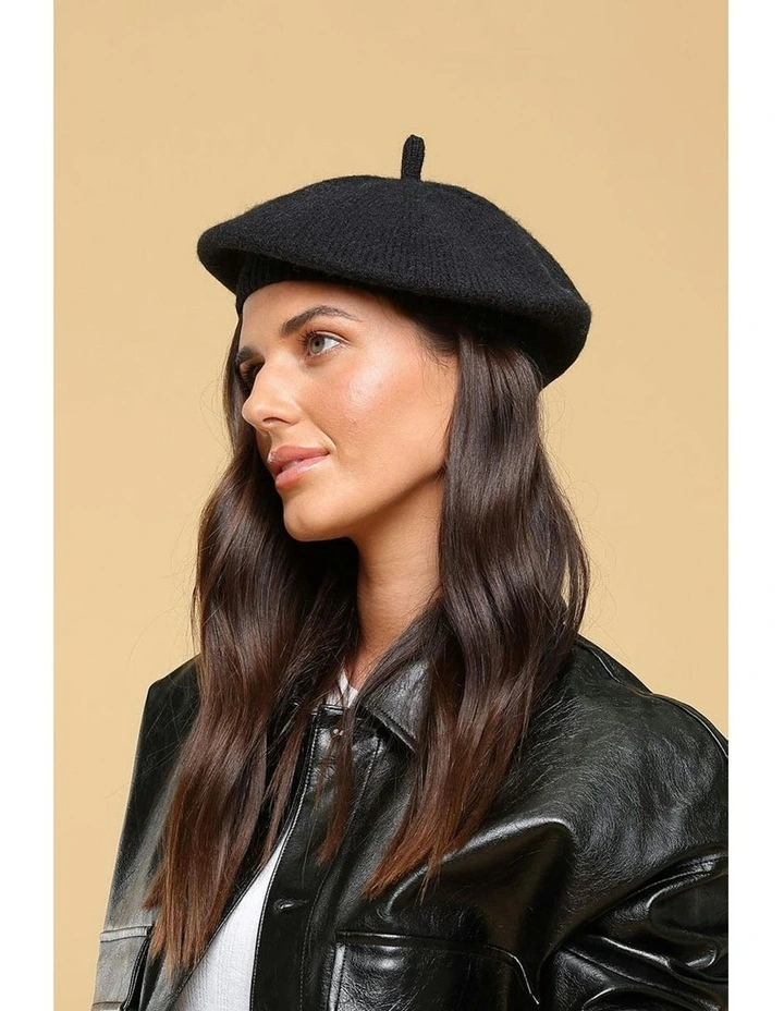 Stevie Beret in Black image 4