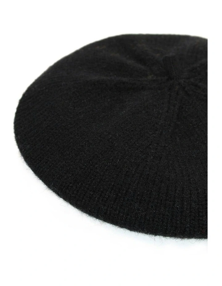 Stevie Beret in Black image 5