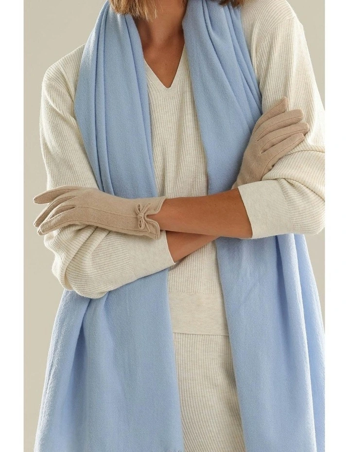 Angelica Woollen Gloves in Sand image 4