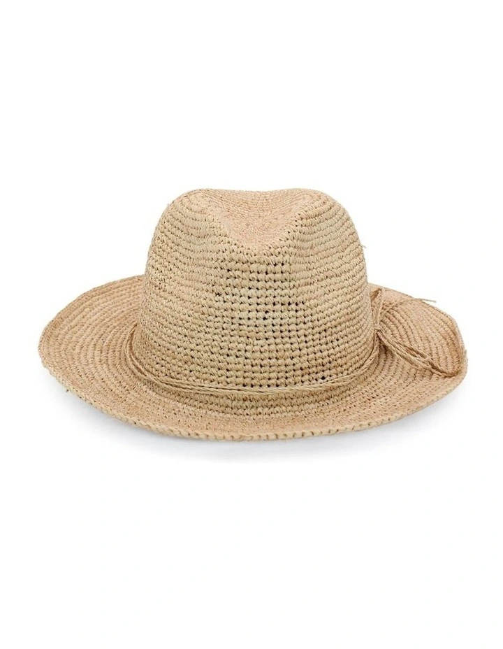 Julina Fedora in Natural image 6