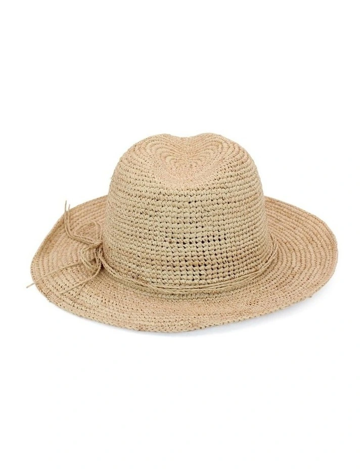 Julina Fedora in Natural image 7
