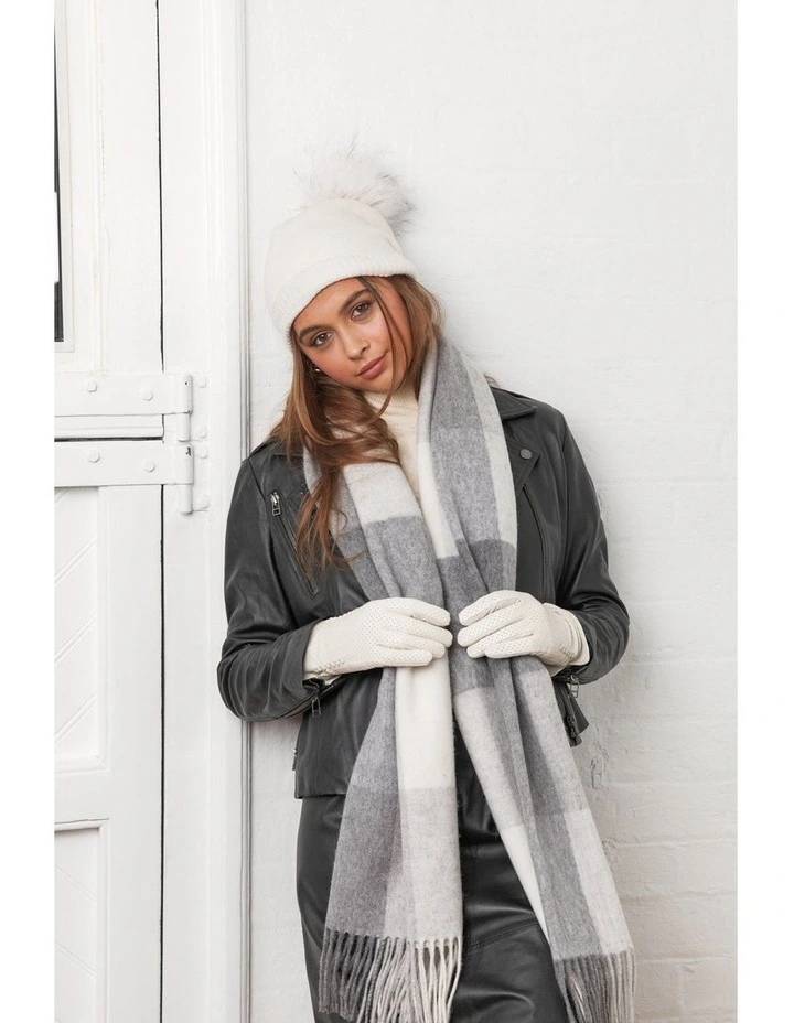 Estella Beanie in Cream image 2