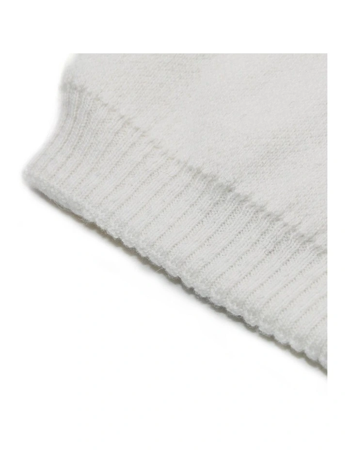 Estella Beanie in Cream image 4