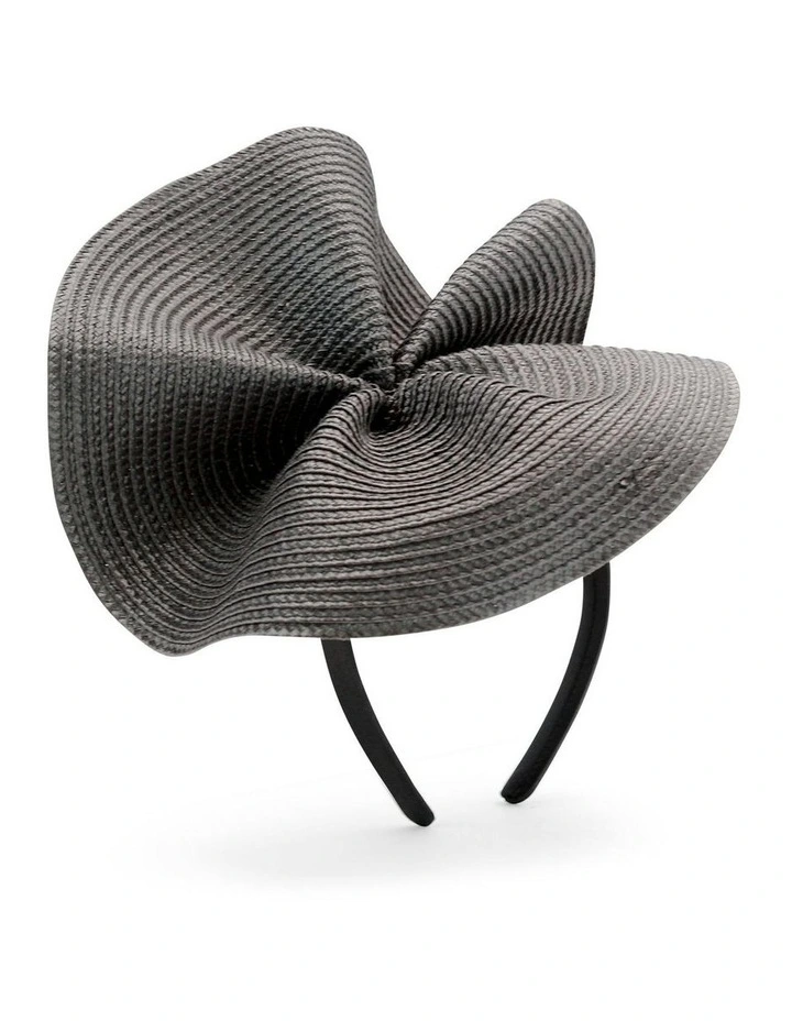 Zaria Fascinator in Black image 1