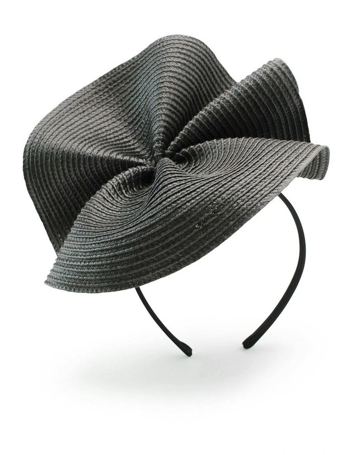 Zaria Fascinator in Black image 3