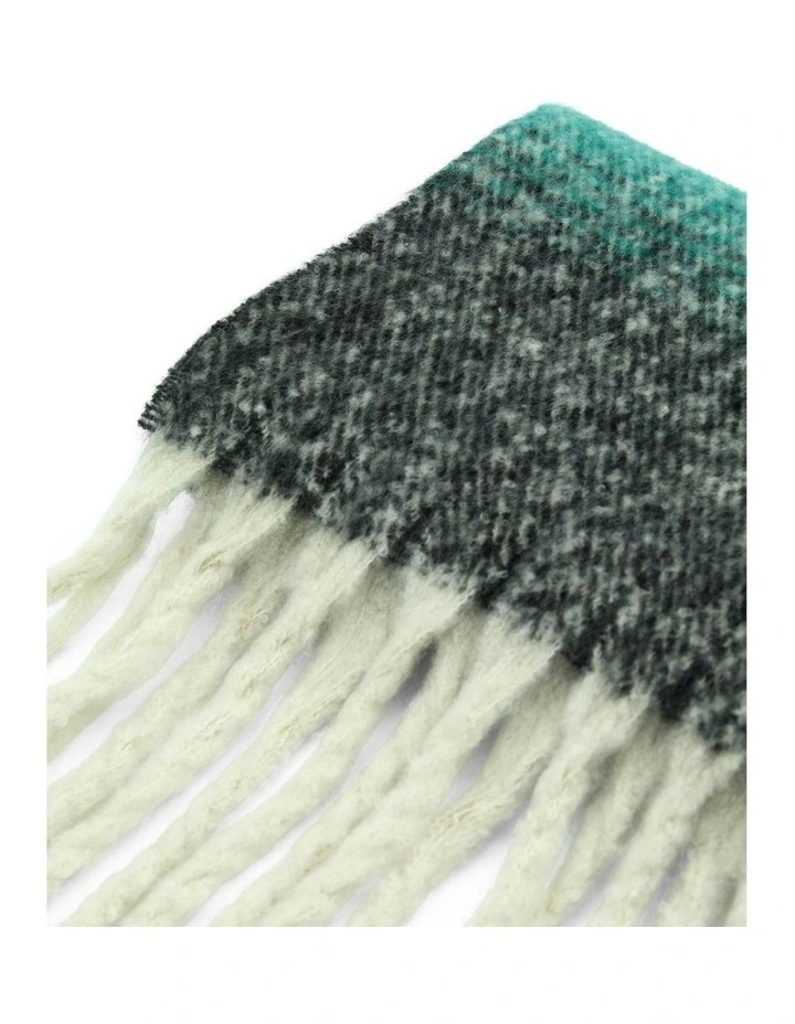 Juniper Scarf in Teal image 3