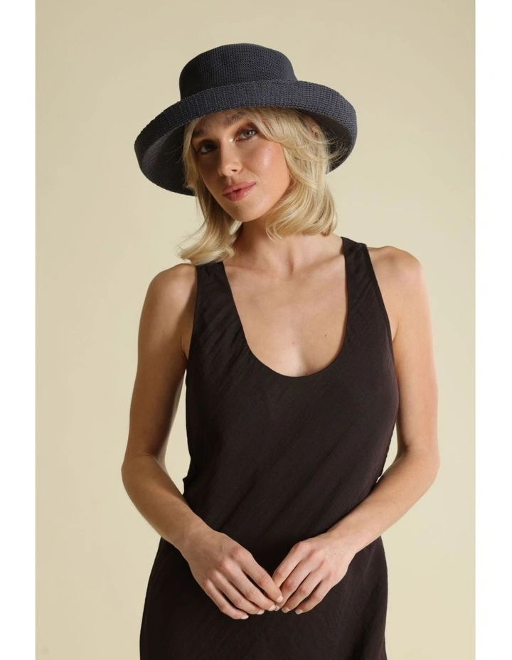 Maisie Thermal Hat in Navy image 1