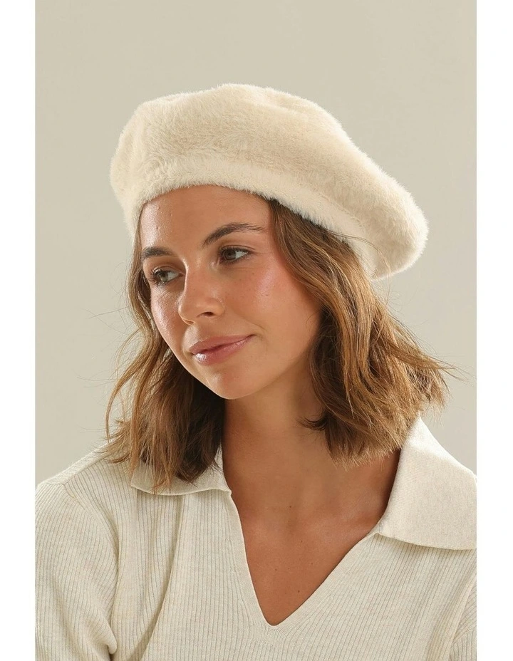Paris Beret in Cream image 2