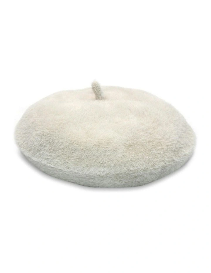 Paris Beret in Cream image 4