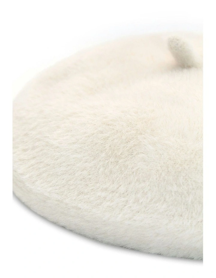 Paris Beret in Cream image 4