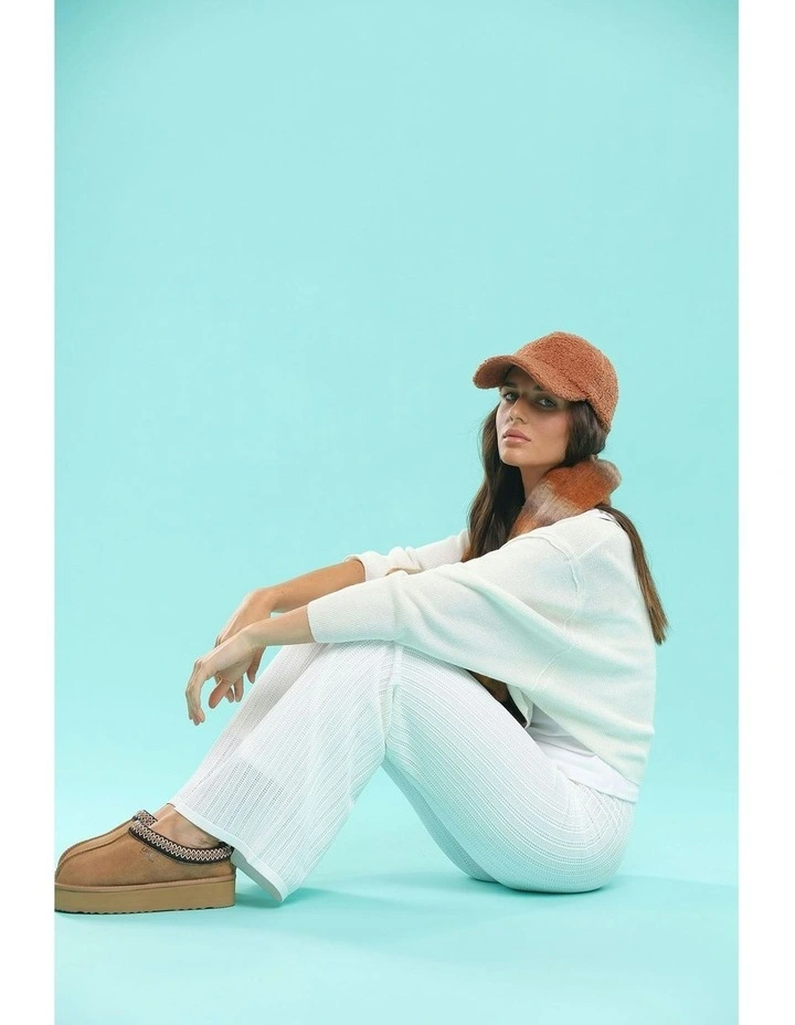 Aimee Cap in Brown image 2