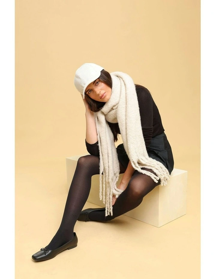 Aimee Cap in Cream image 2