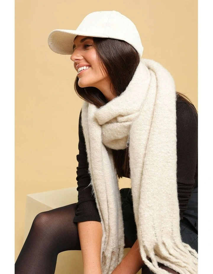 Aimee Cap in Cream image 3