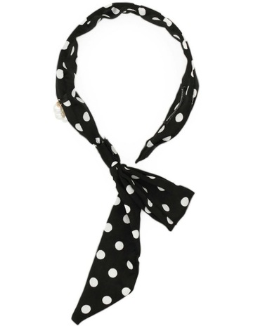 Blk/White colour