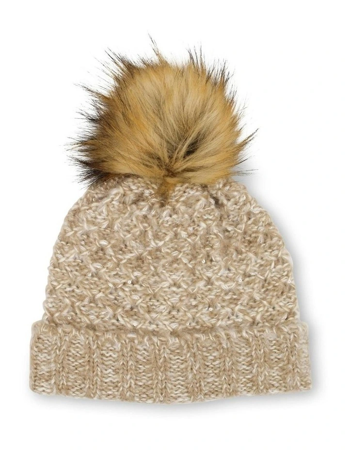 Olive Beanie in Natural image 4