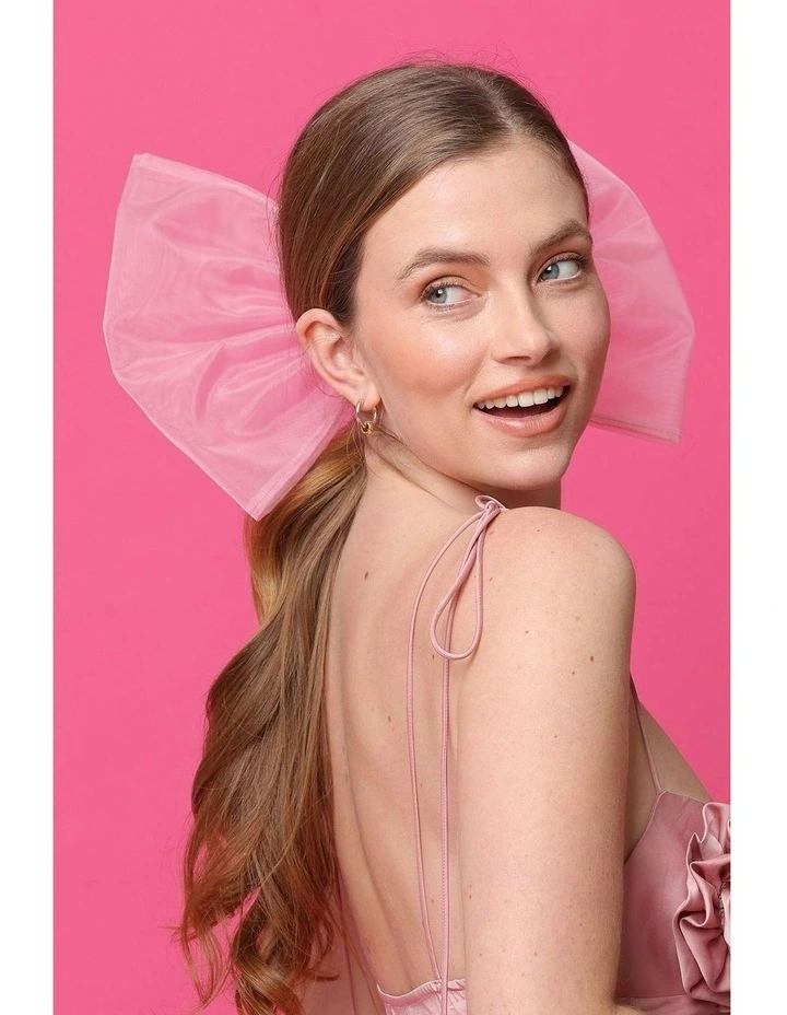 Kinsleigh Bow in Pink image 2