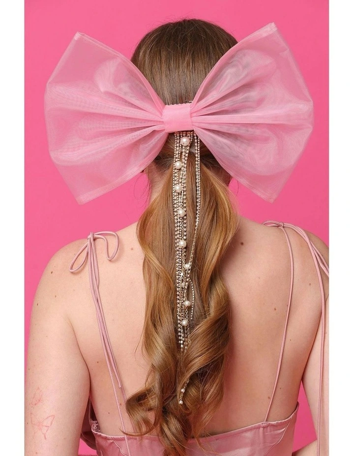 Kinsleigh Bow in Pink image 4