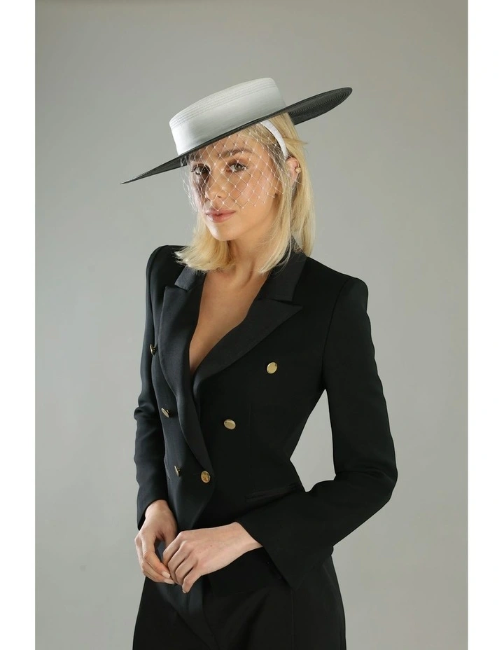 Lucia Veil Headpiece in White image 5