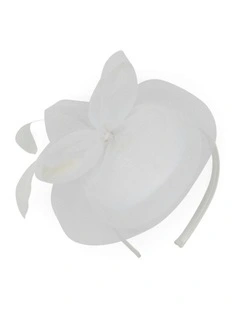 Elisa Fascinator in White