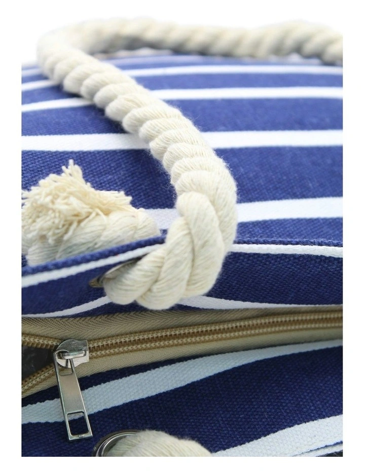 Genie Bag in Navy image 3