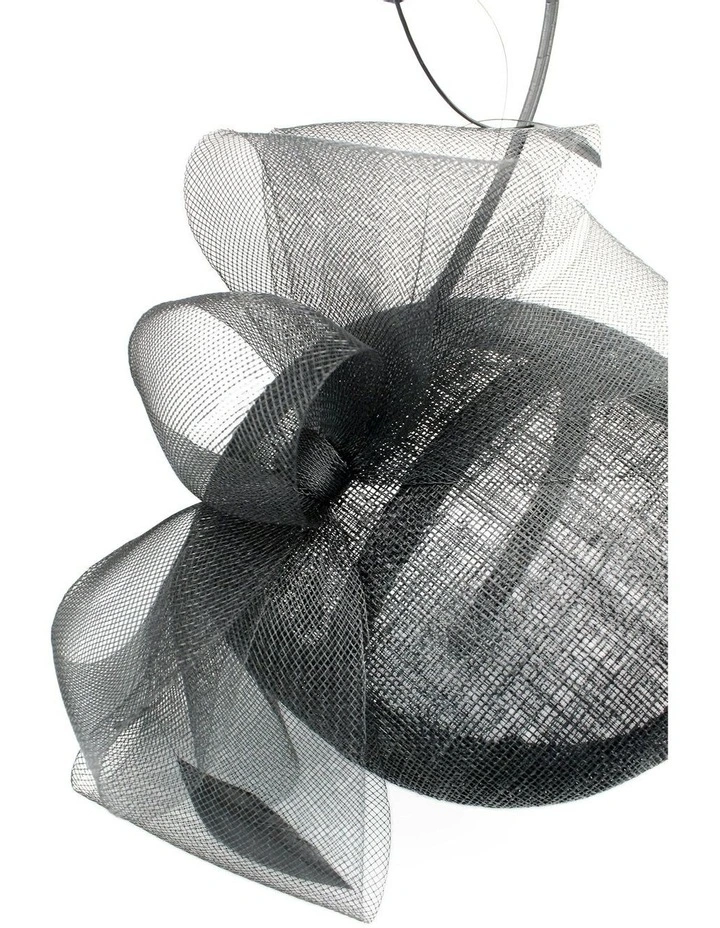 Gabriela Fascinator in Black image 6