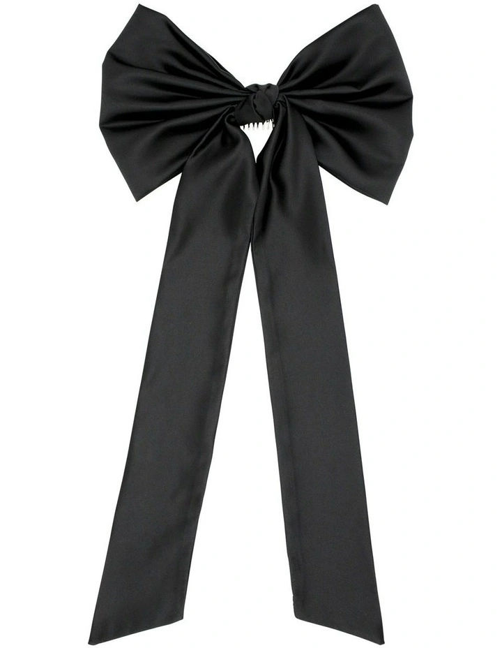 Carmen Bow in Black image 2