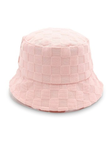 Pink colour