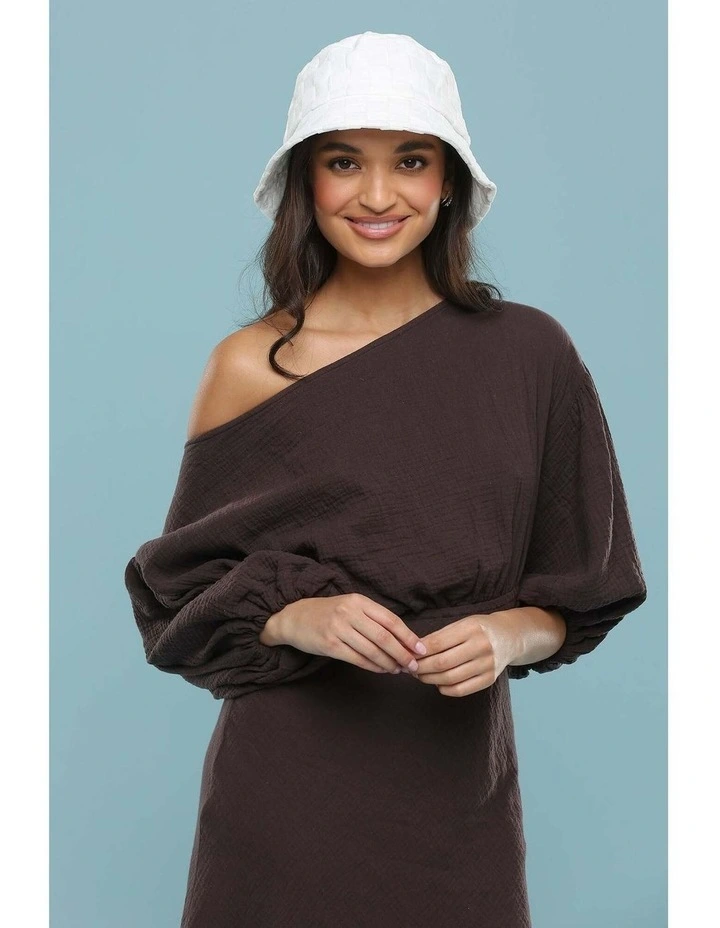 Daniela Bucket Hat in White image 2