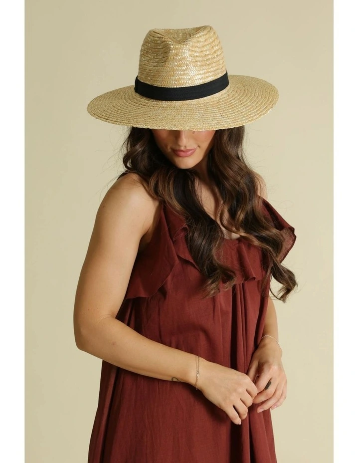 Dion Fedora in Beige image 3