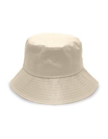 Cream colour